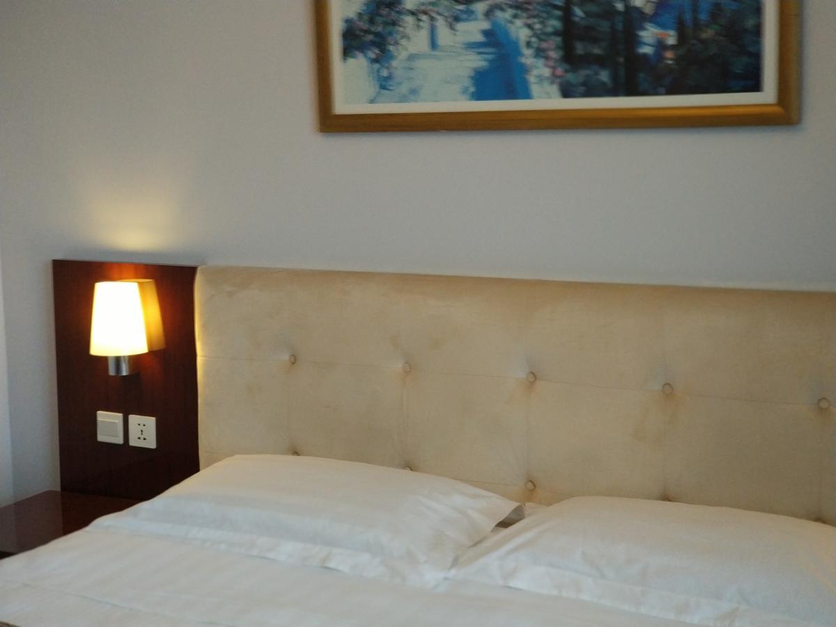Newhaven Lodge ภายนอก รูปภาพ