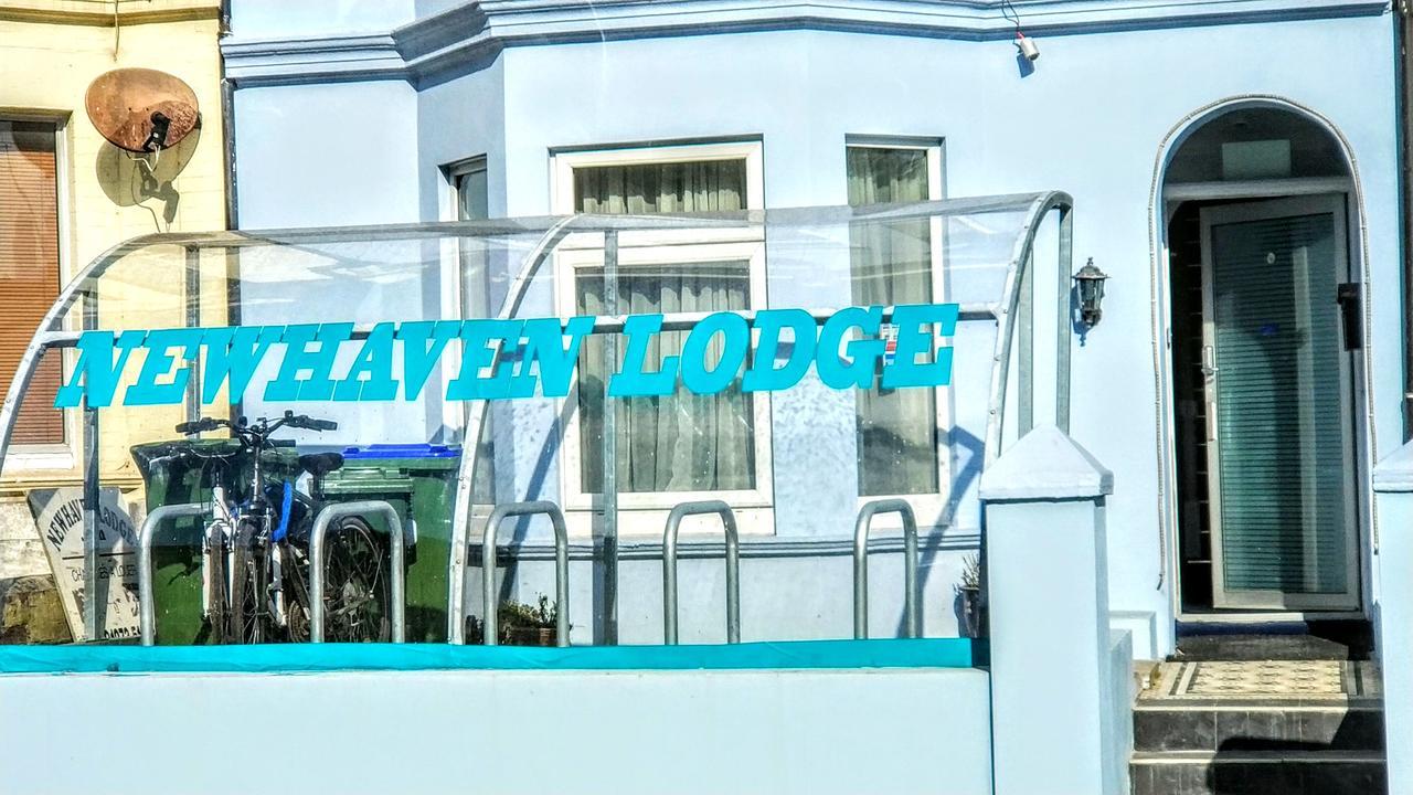 Newhaven Lodge ภายนอก รูปภาพ
